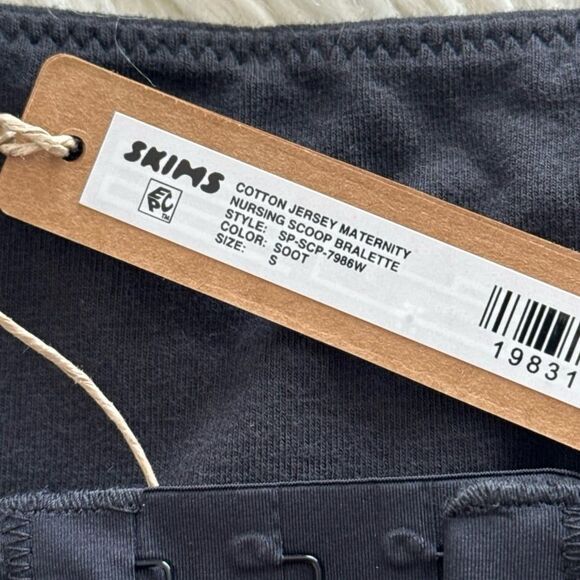 Skims Cotton Jersey Maternity Nursing Scoop Bralette
Soot Size Small - Picture 8 of 8